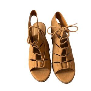 SODA Tan Lace-Up Block Heel Sandals – Women’s Size 8